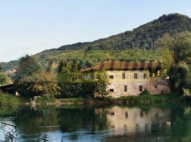 foto principale del terreno