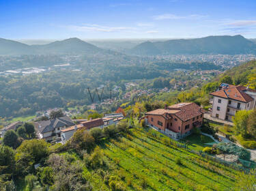 foto principale del terreno