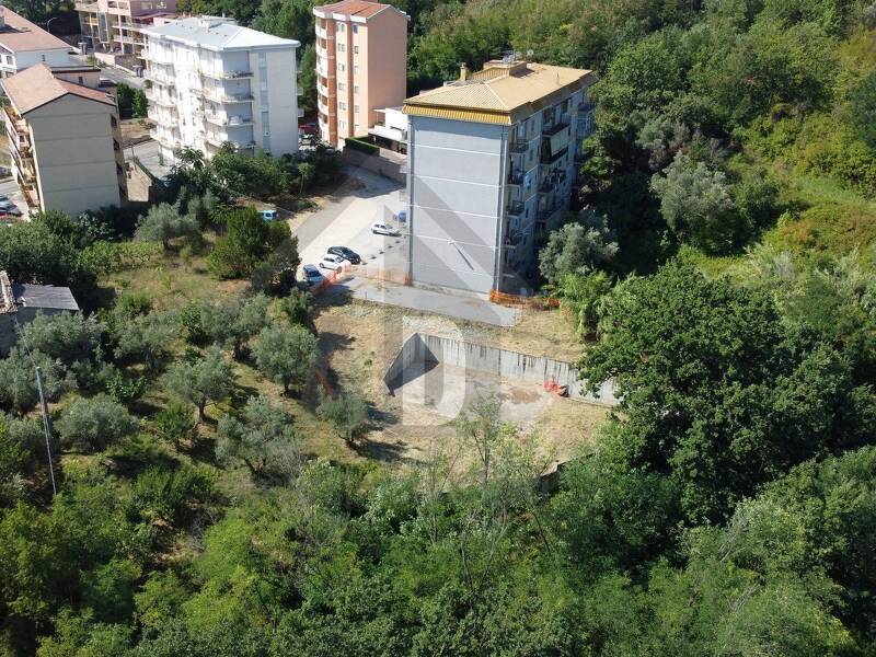 foto principale del terreno