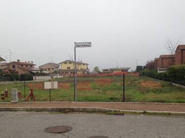 foto principale del terreno