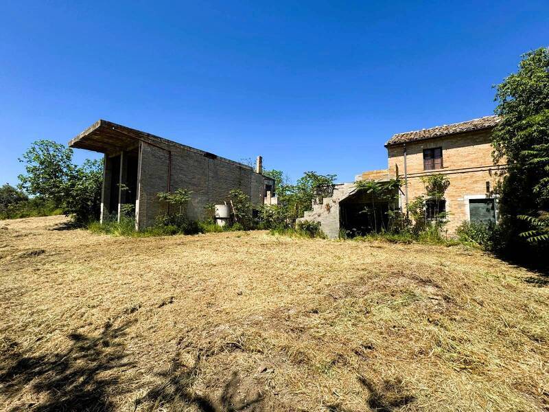 foto principale del terreno
