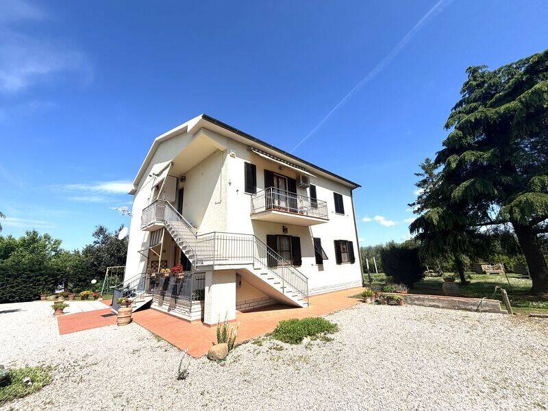 foto principale del terreno