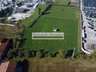 foto principale del terreno