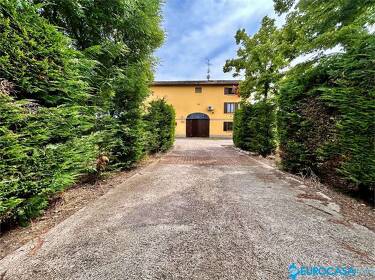 foto principale del terreno