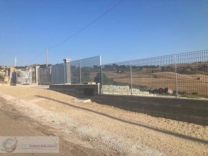 foto principale del terreno