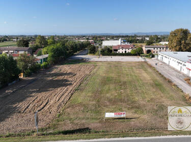 foto principale del terreno