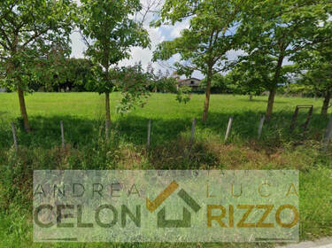 foto principale del terreno