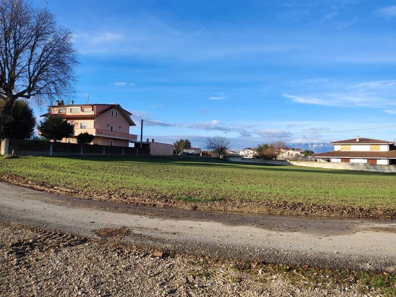 foto principale del terreno