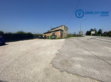 foto principale del terreno