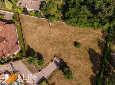 foto principale del terreno