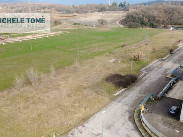 foto principale del terreno