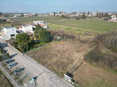 foto principale del terreno